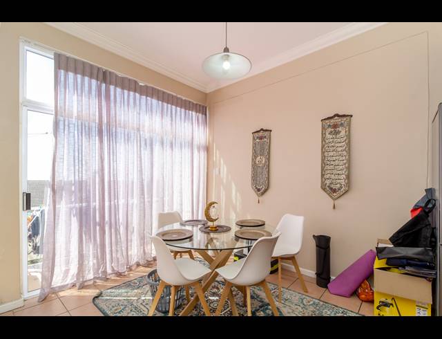 3 BEDROOM APARTMENT FOR SALE IN KENILWORTH UPPER